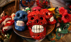 Día de los Muertos sugar skulls