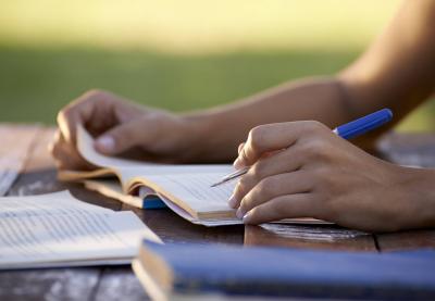 girl writing
